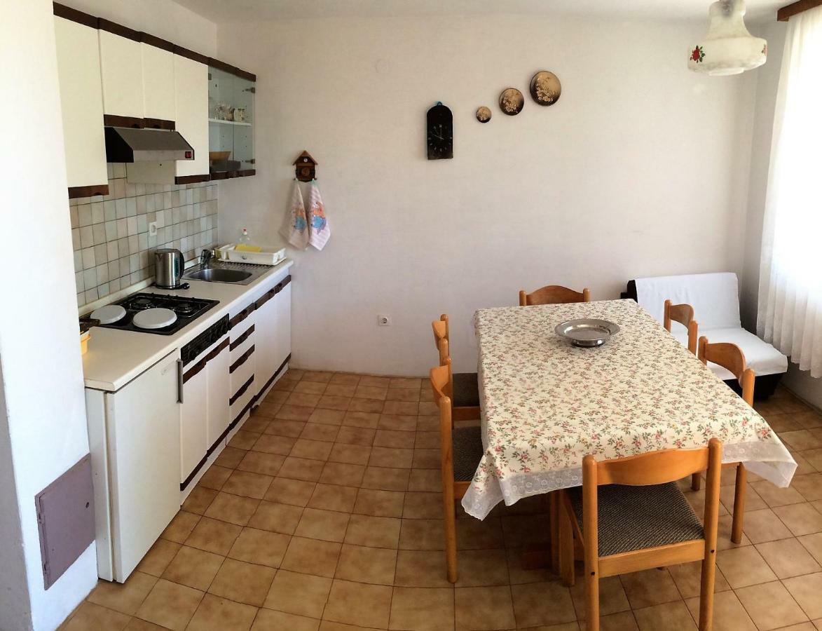 Lovrečica Apartments Markelj מראה חיצוני תמונה