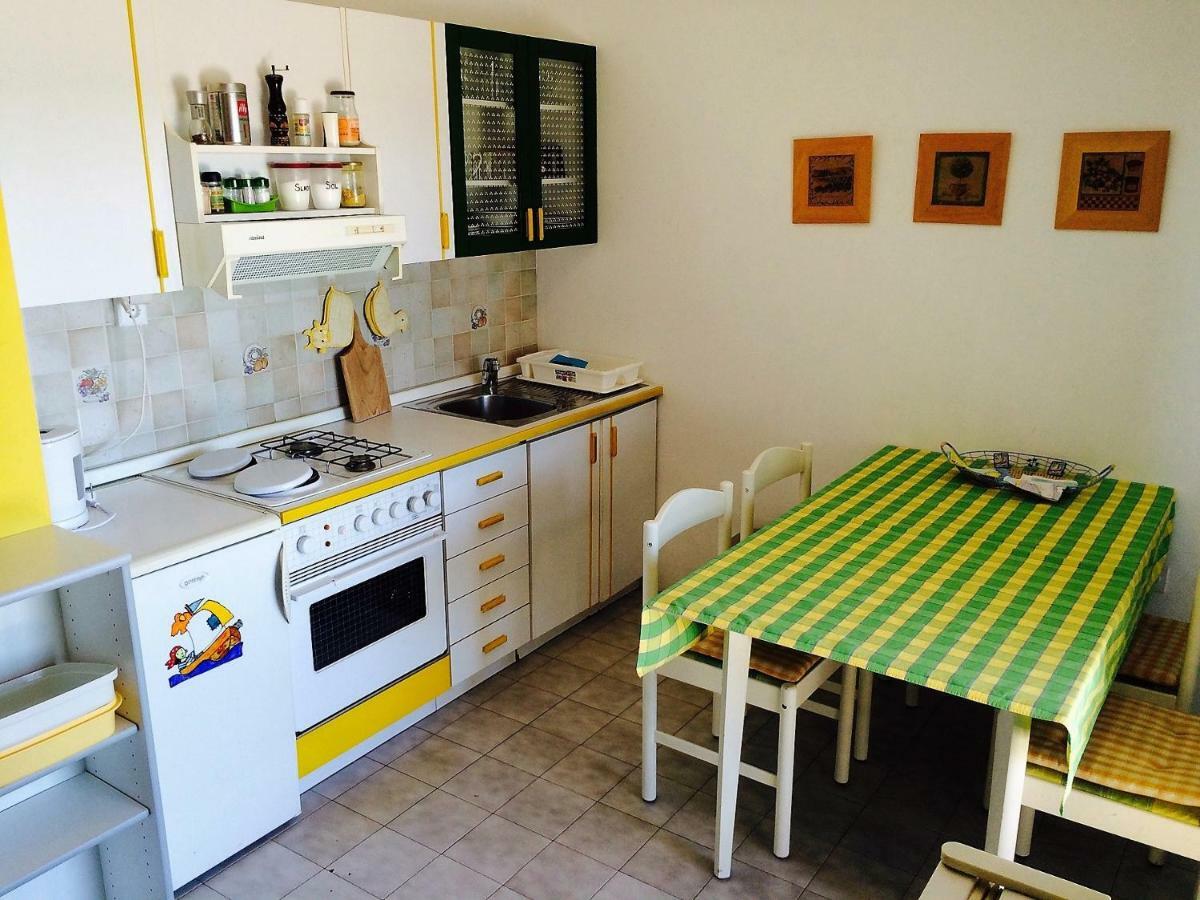 Lovrečica Apartments Markelj מראה חיצוני תמונה