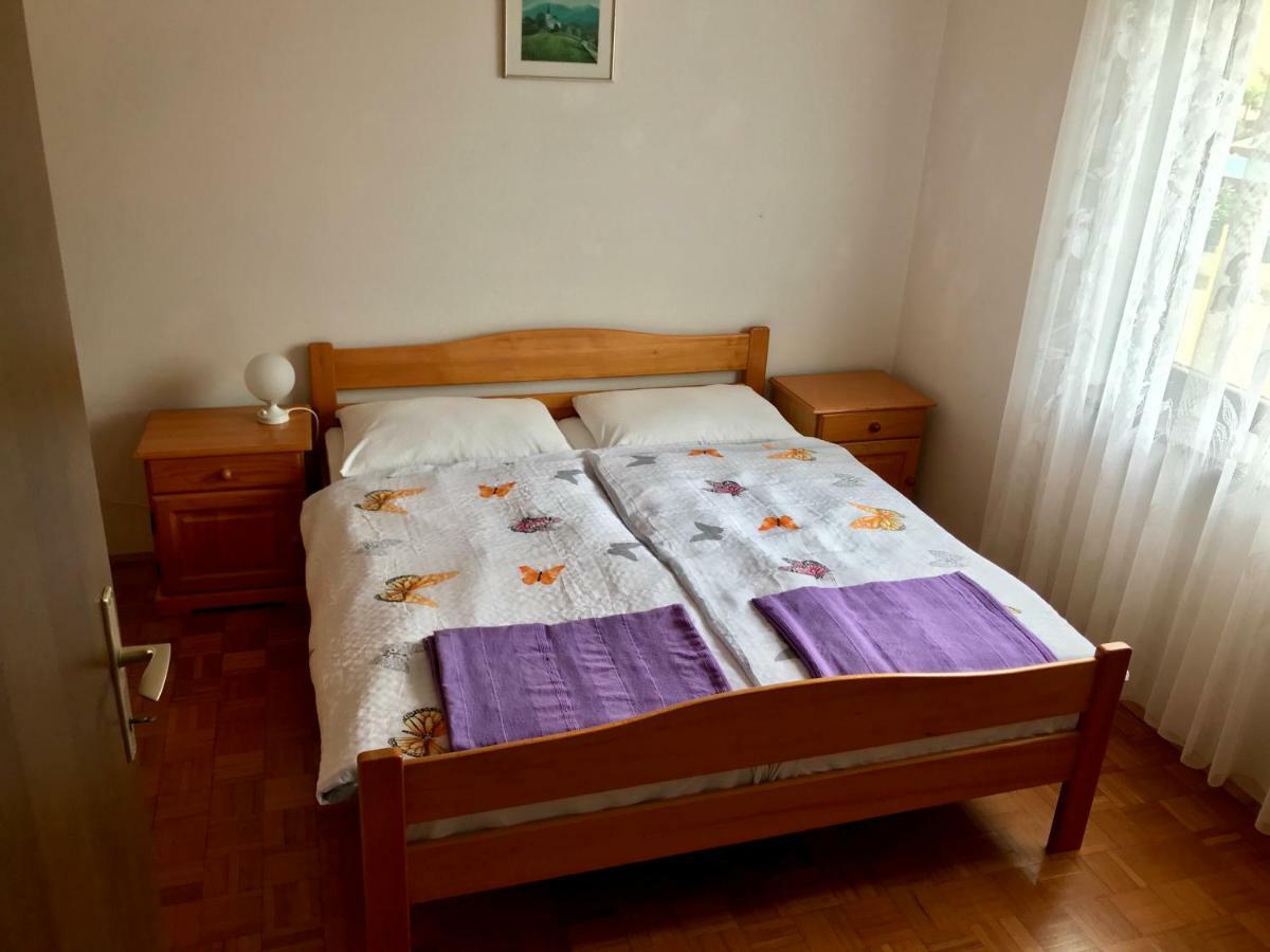 Lovrečica Apartments Markelj מראה חיצוני תמונה