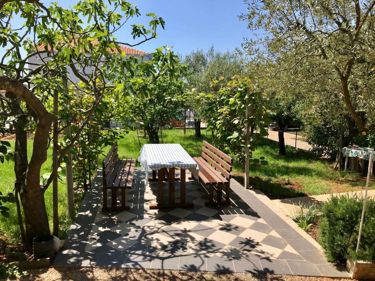 Lovrečica Apartments Markelj מראה חיצוני תמונה